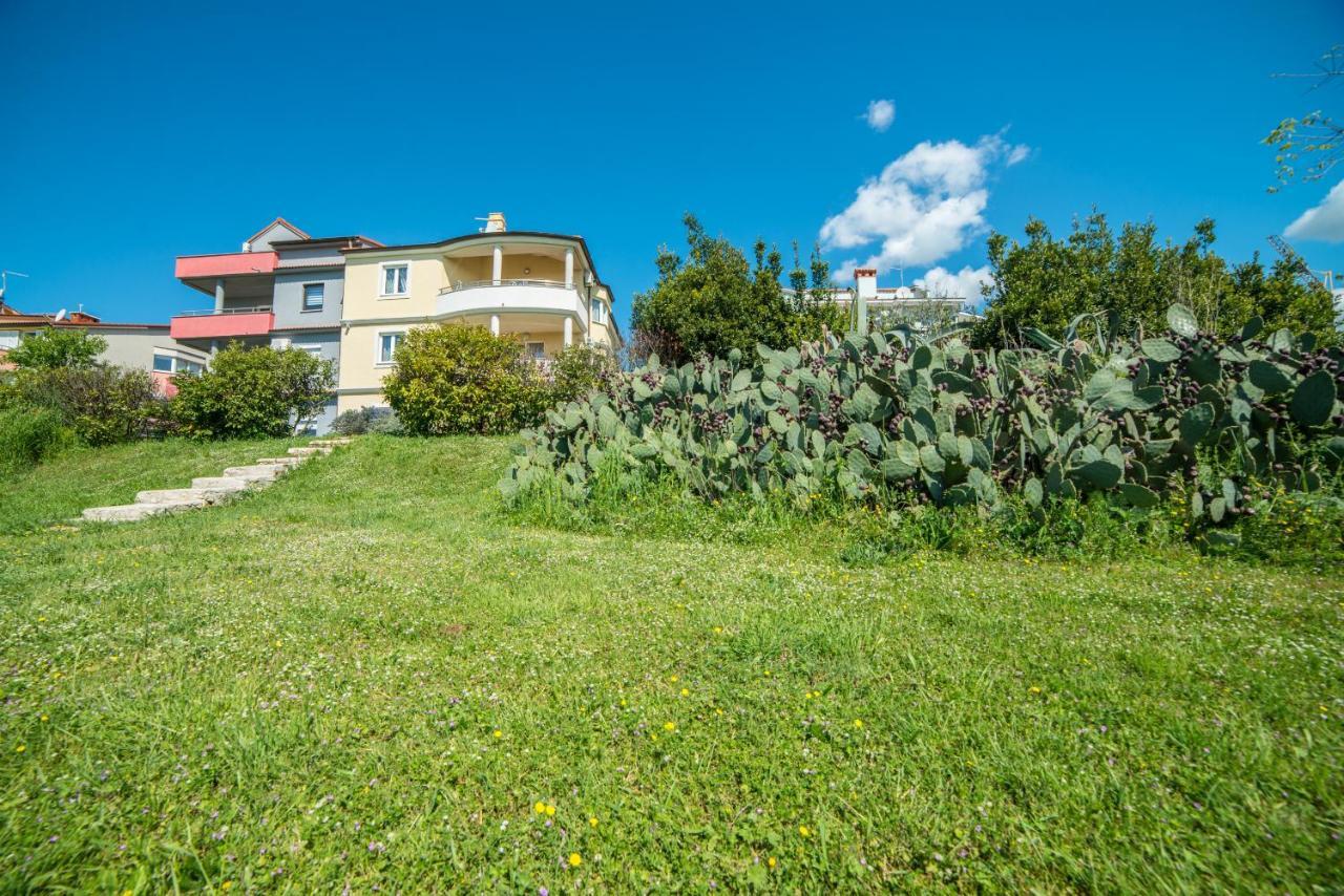 Villa Lucija PUY 외부 사진