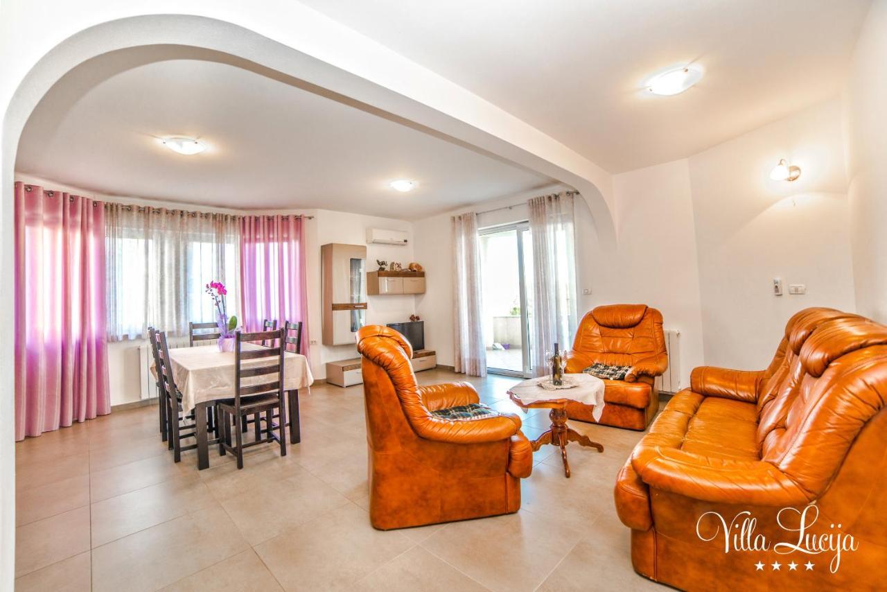 Villa Lucija PUY 외부 사진
